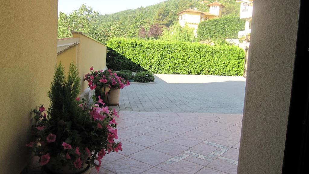 Apartments Villa Krasa Lovran Exterior photo